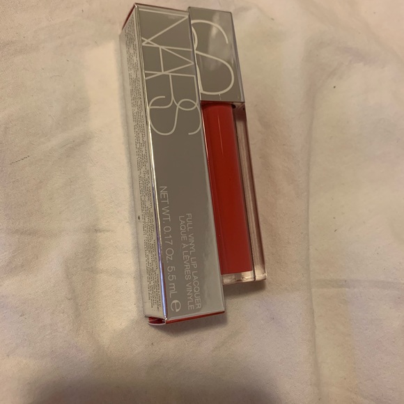 NARS “Valencia” Full Vinyl Lip Lacquer - Picture 8 of 8